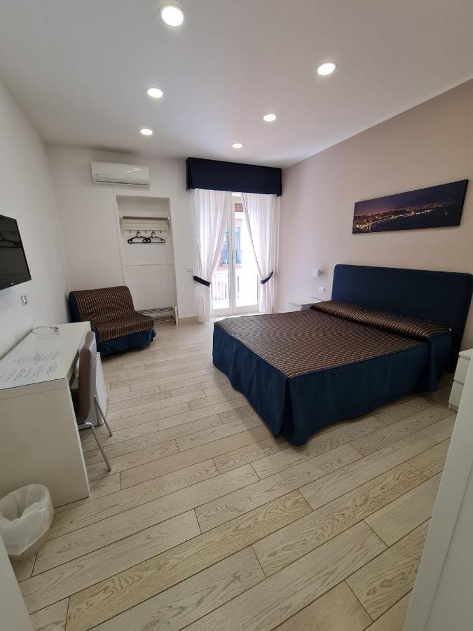 Municipio Sea Bed & Breakfast Naples Luaran gambar
